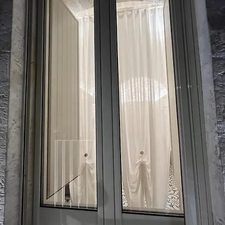 Iris شقة سيغلي ميسابيكا